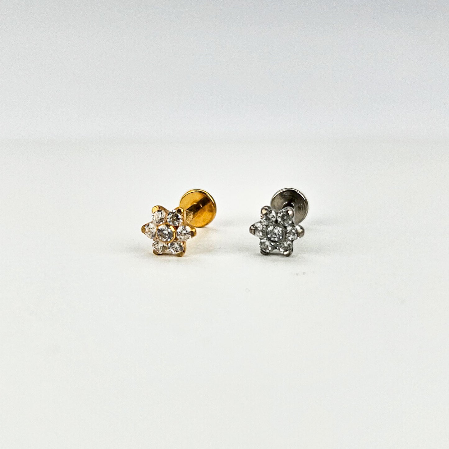 Bloom | G23 Titanium Flat Back Stud