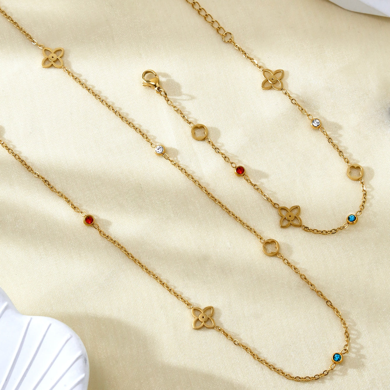 Colour Clover Necklace