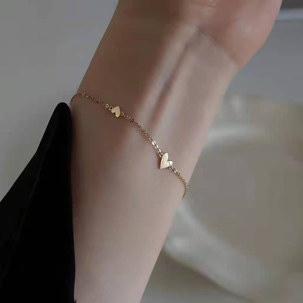 Fine Heart Bracelet