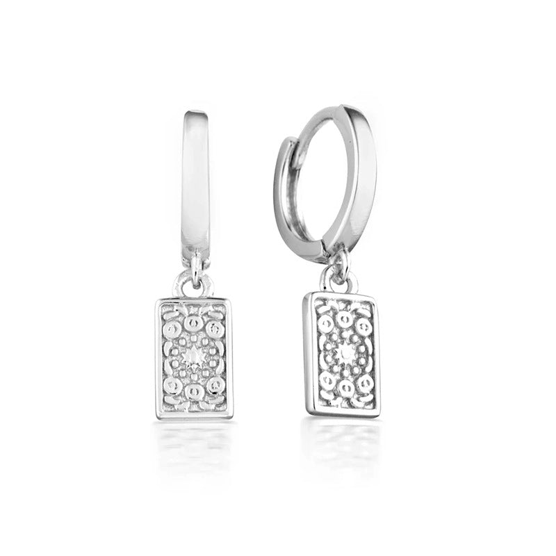 Medali Huggies in Sterling Silver