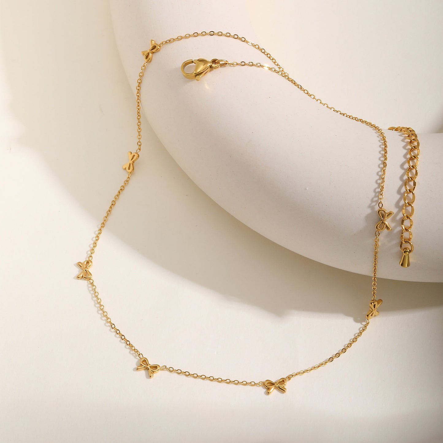 Mini Bow Necklace