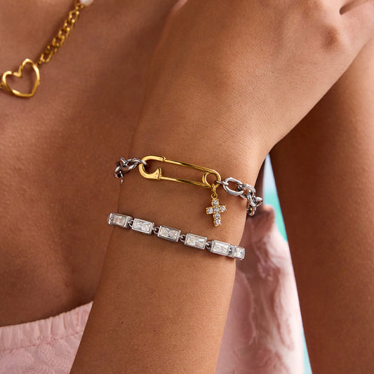 Customisable Safety Pin Bracelet
