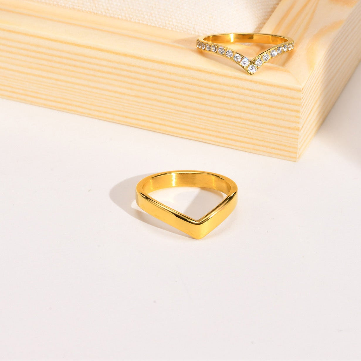 V Ring