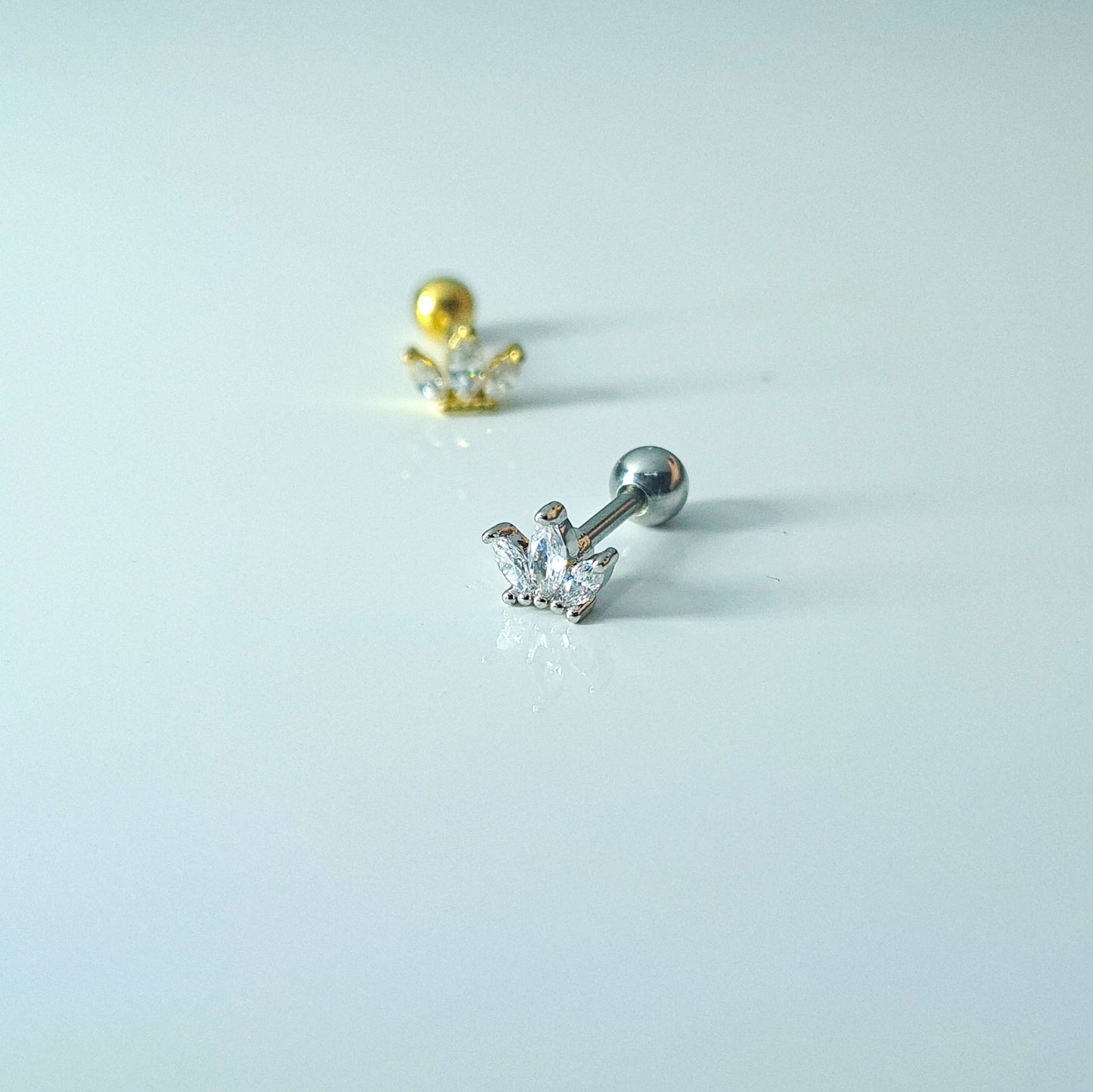 Tiara | Screw Ball Stud