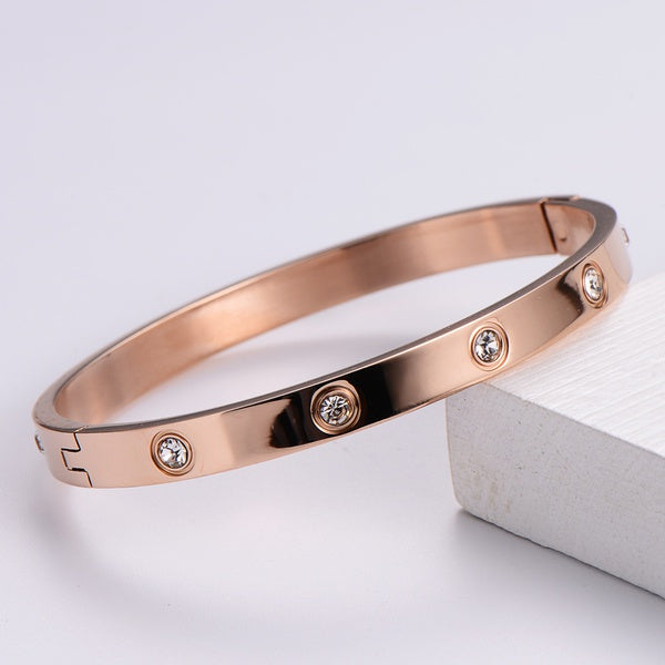 Camden Bangle | Available In 3 Colours