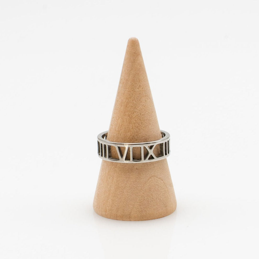 Roman Ring