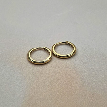 9k Solid Gold Plain Huggies