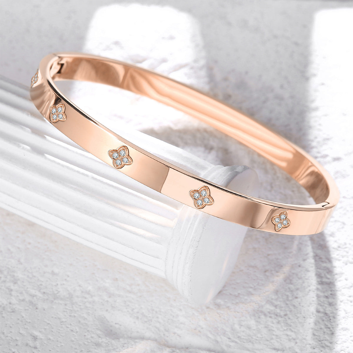 Clover Bangle