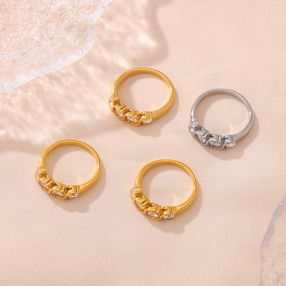 Curvy Kate CZ Ring