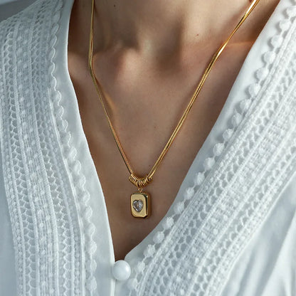 Eleanor Long Necklace