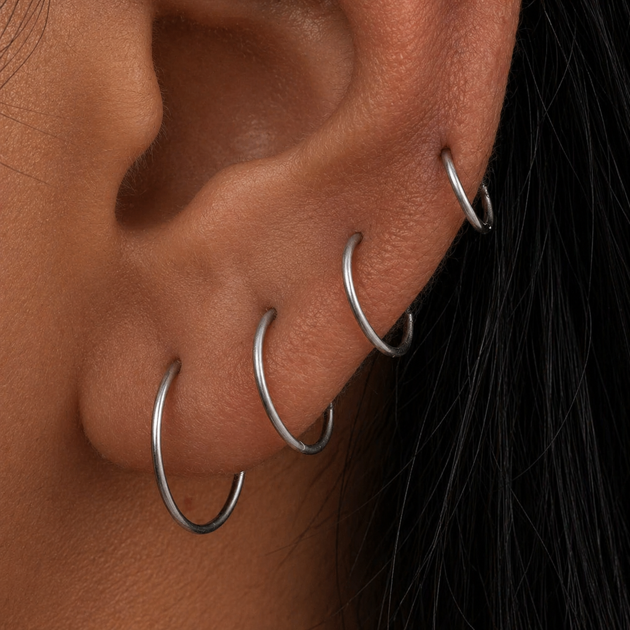 1mm | G23 Titanium Seamless Clicker Ring 18G Gauge