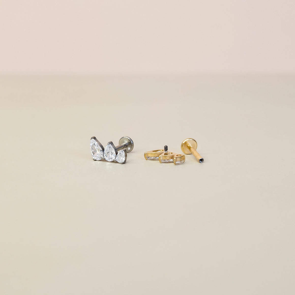 Tide | G23 Titanium Flat Back Stud
