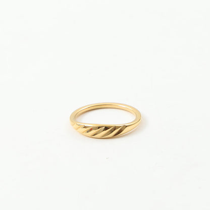 Croissant Ring