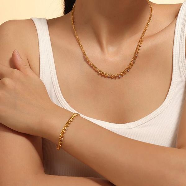 Golden Droplet Bracelet