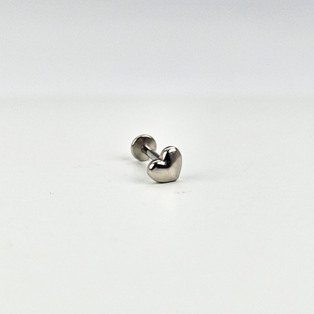 Heart | G23 Titanium Threadless Flat Back Stud 16G Gauge