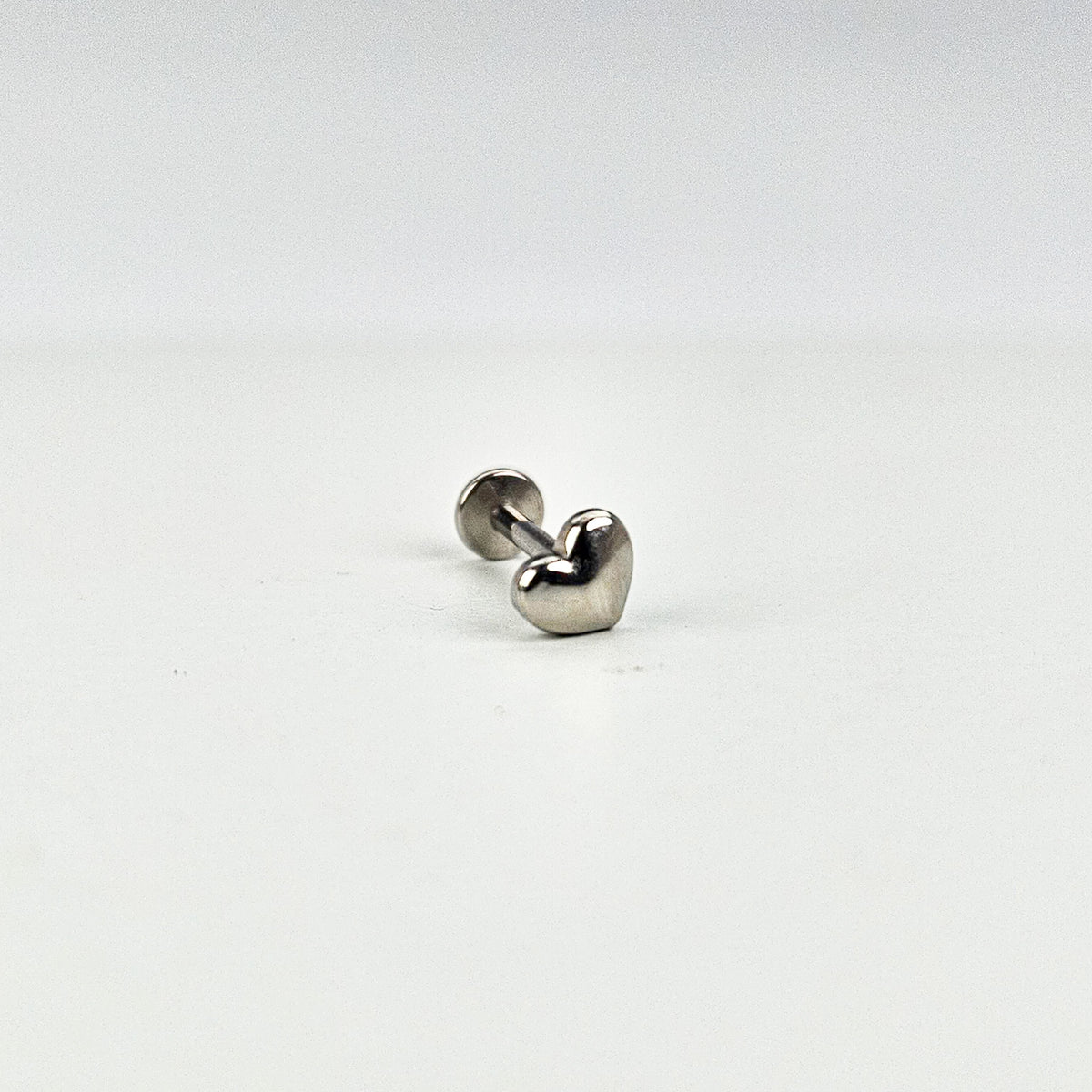 Heart | G23 Titanium Threadless Flat Back Stud 16G Gauge