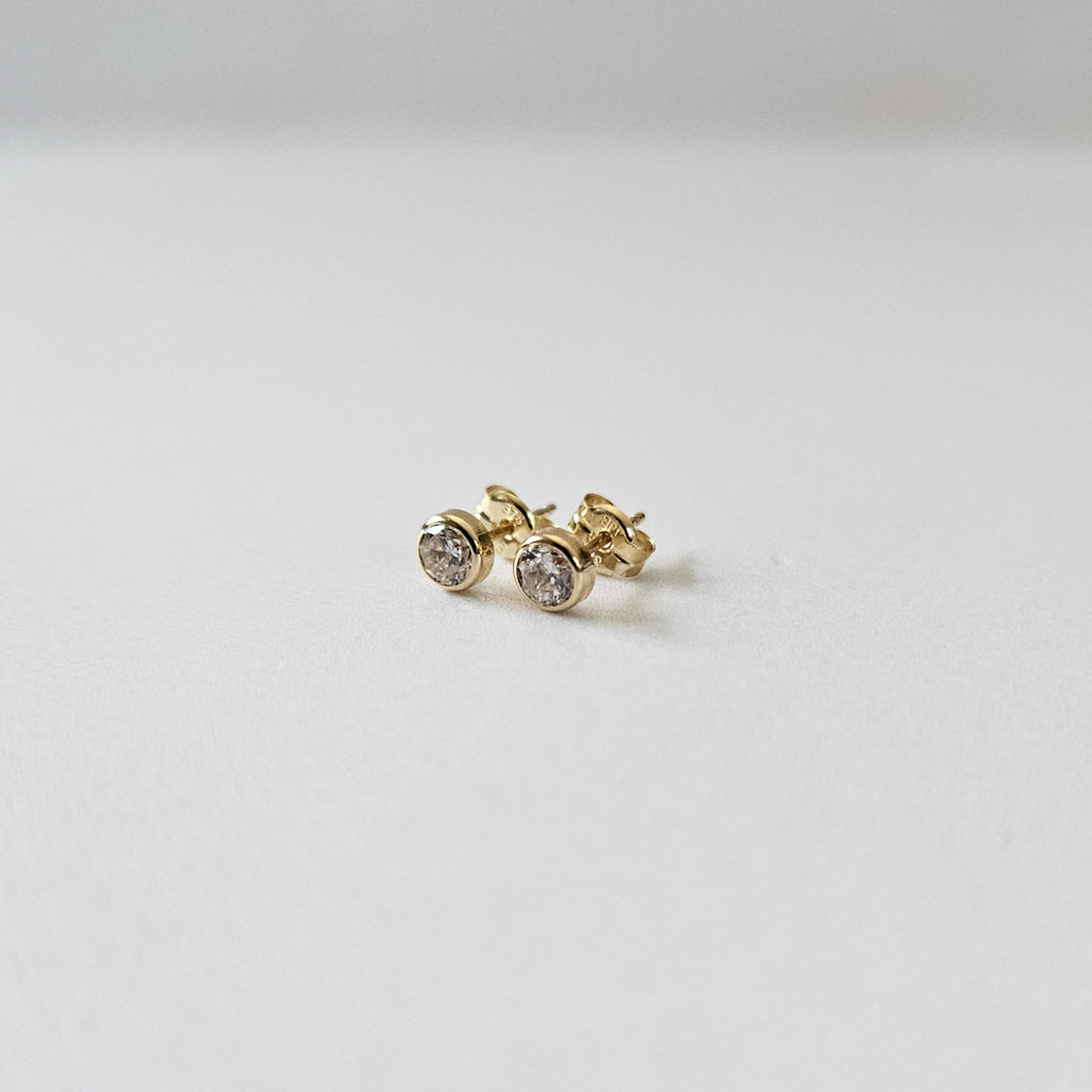 9k Solid Gold CZ Bezel Studs