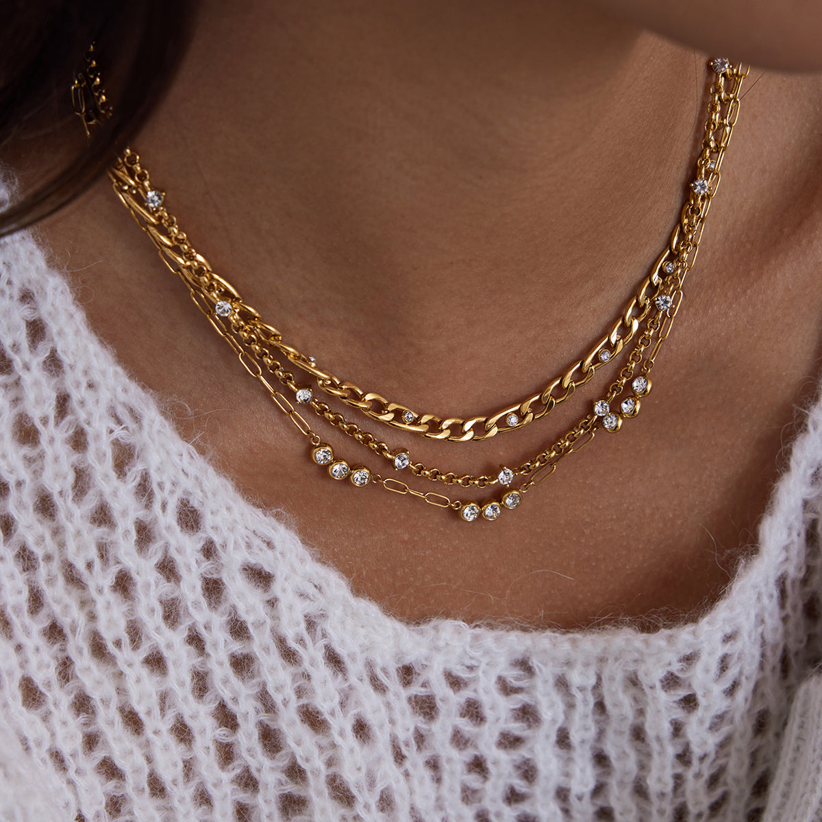 Gezibelle Short Paperclip Necklace