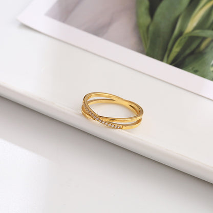 Crossover Ring