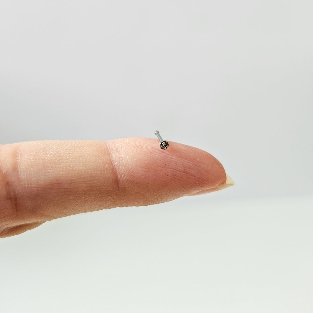 Tiny Diamante Bezel | Straight Nose Stud (1pc single)