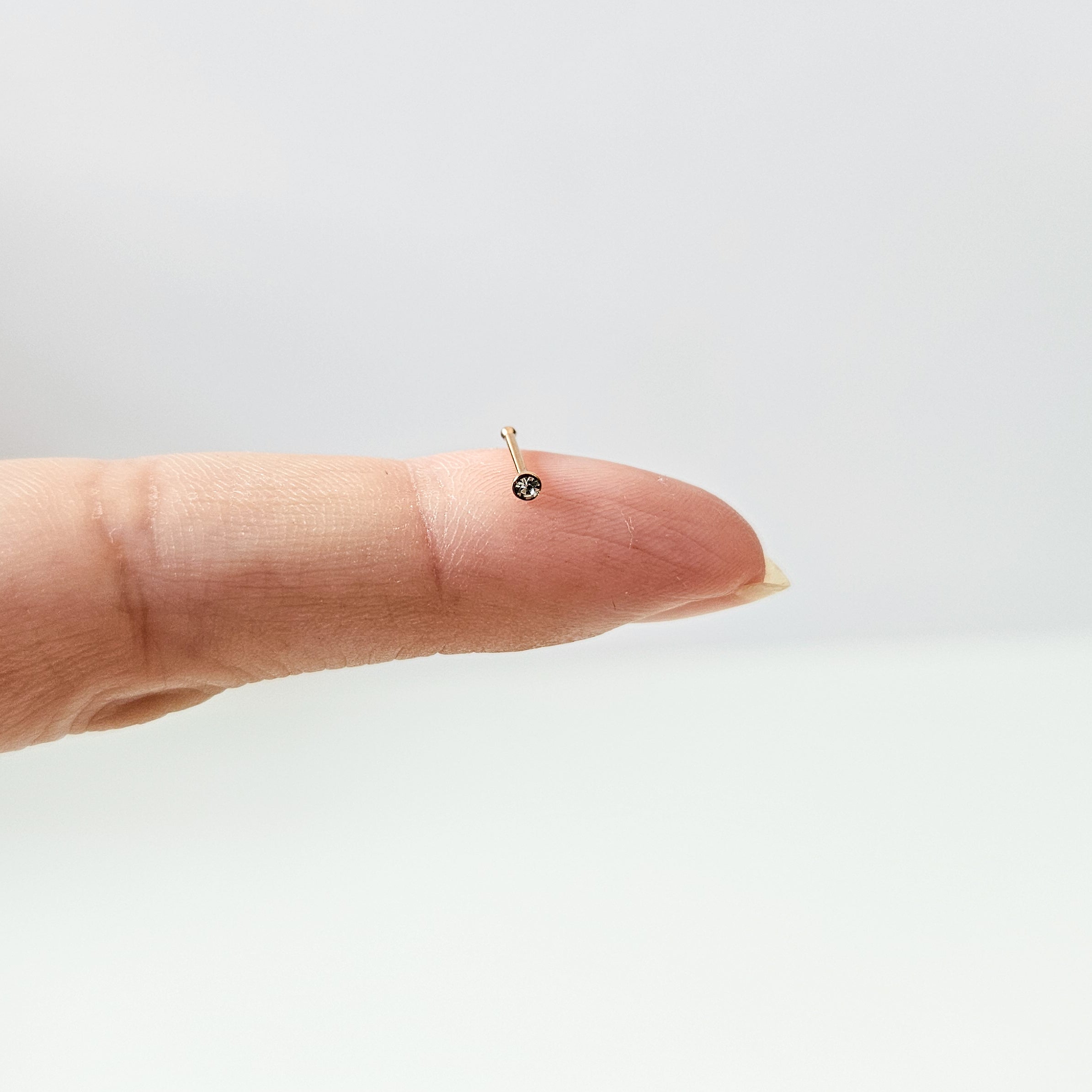 Tiny Diamante Bezel | Straight Nose Stud (1pc single)