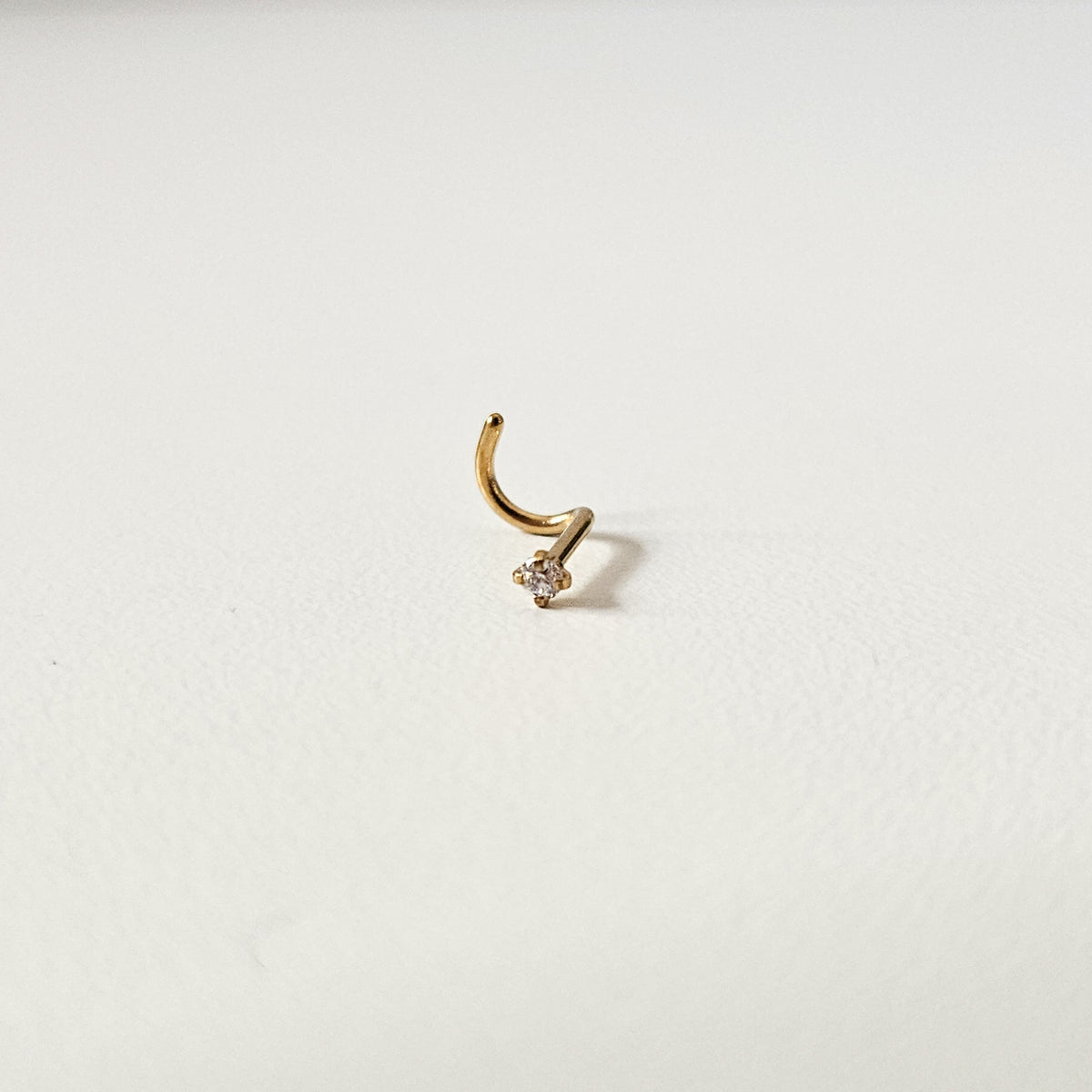 2mm Diamante | S Curved Nose Stud