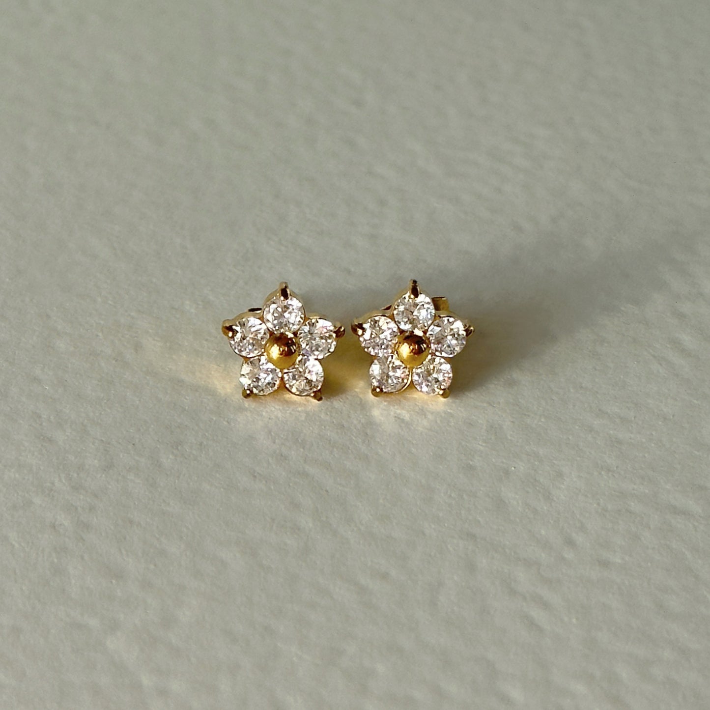 Radiant Studs