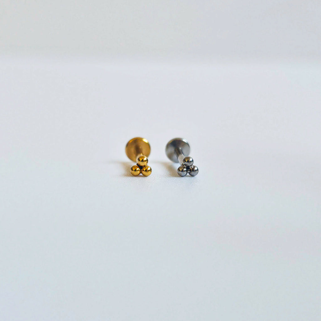 Three Little Dots | G23 Titanium Threadless Flat Back Stud 16G Gauge