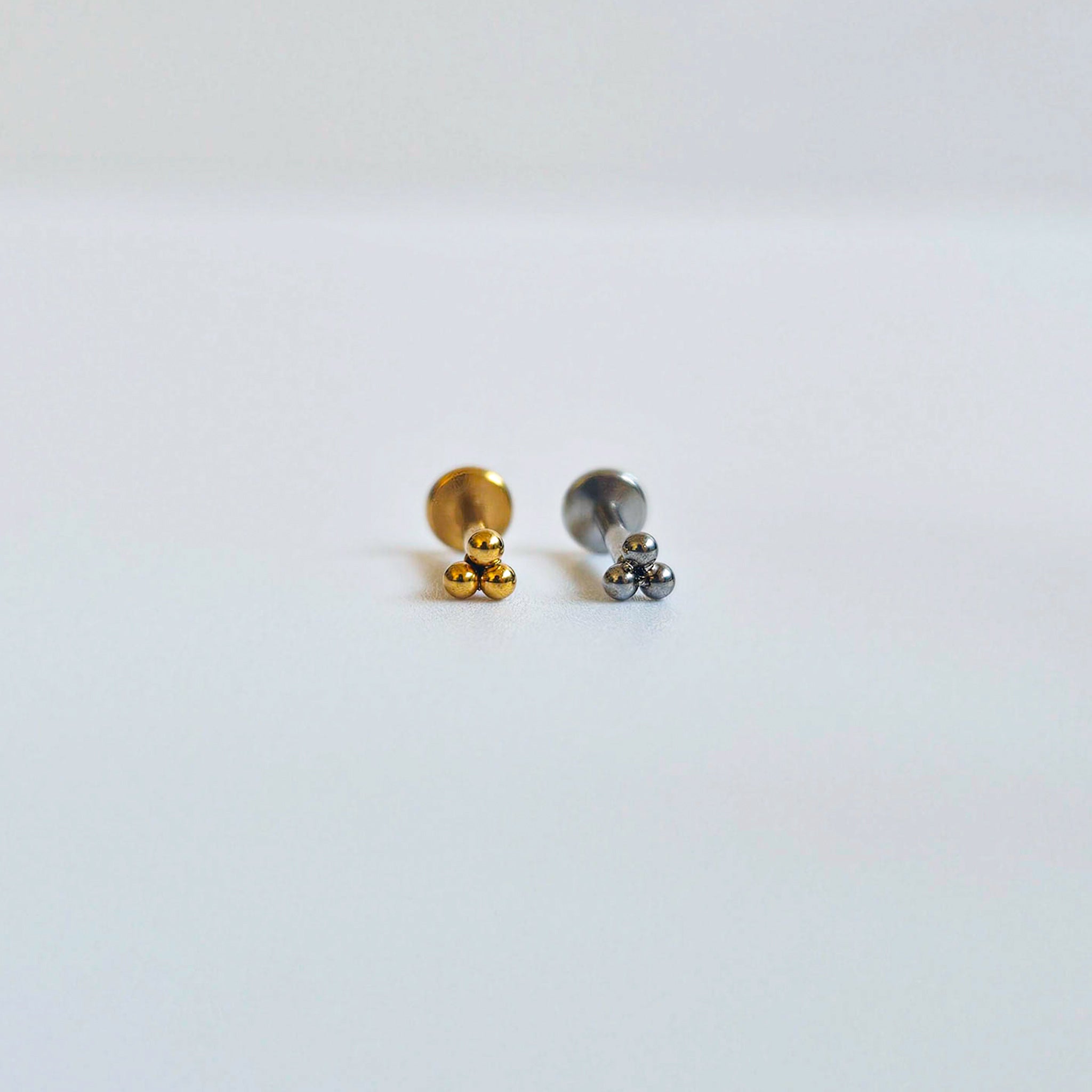Three Little Dots | G23 Titanium Threadless Flat Back Stud 16G Gauge