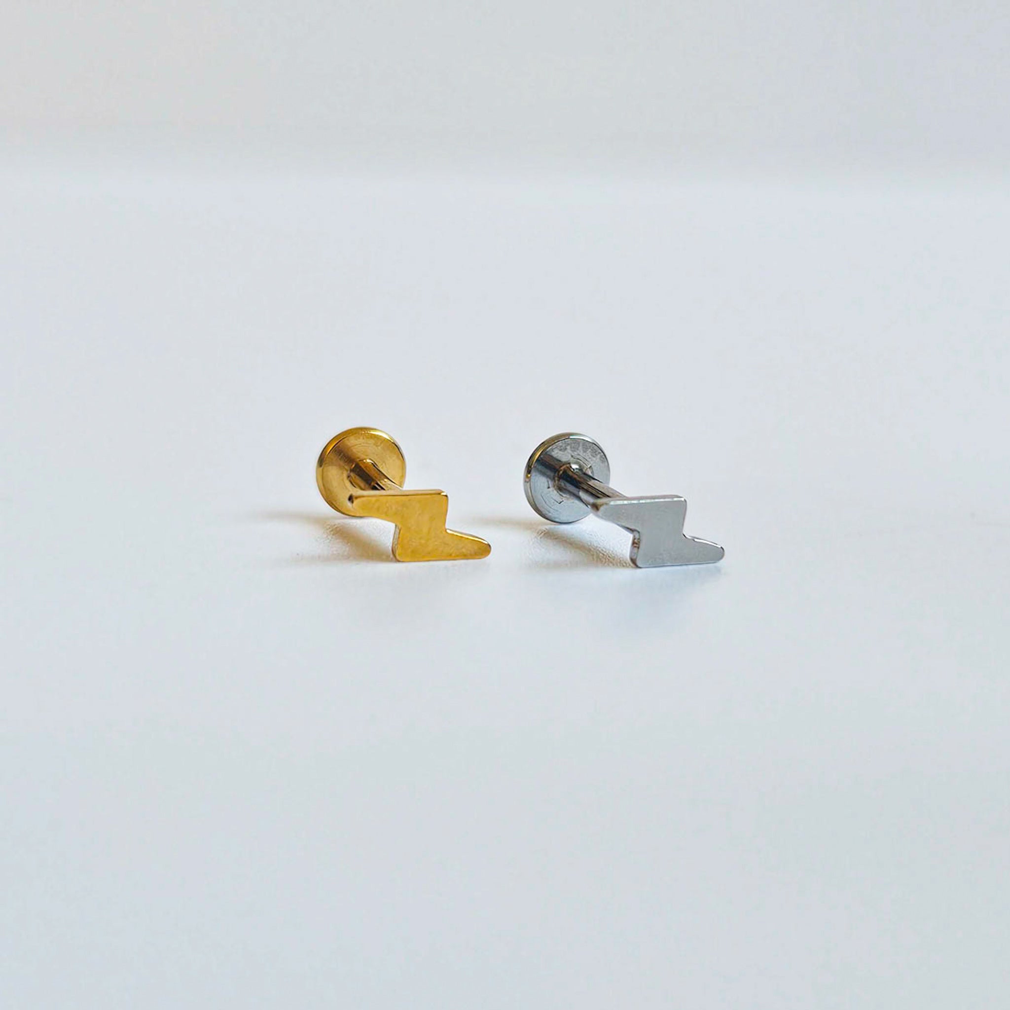 Flash | Stainless Steel Flat Back Stud