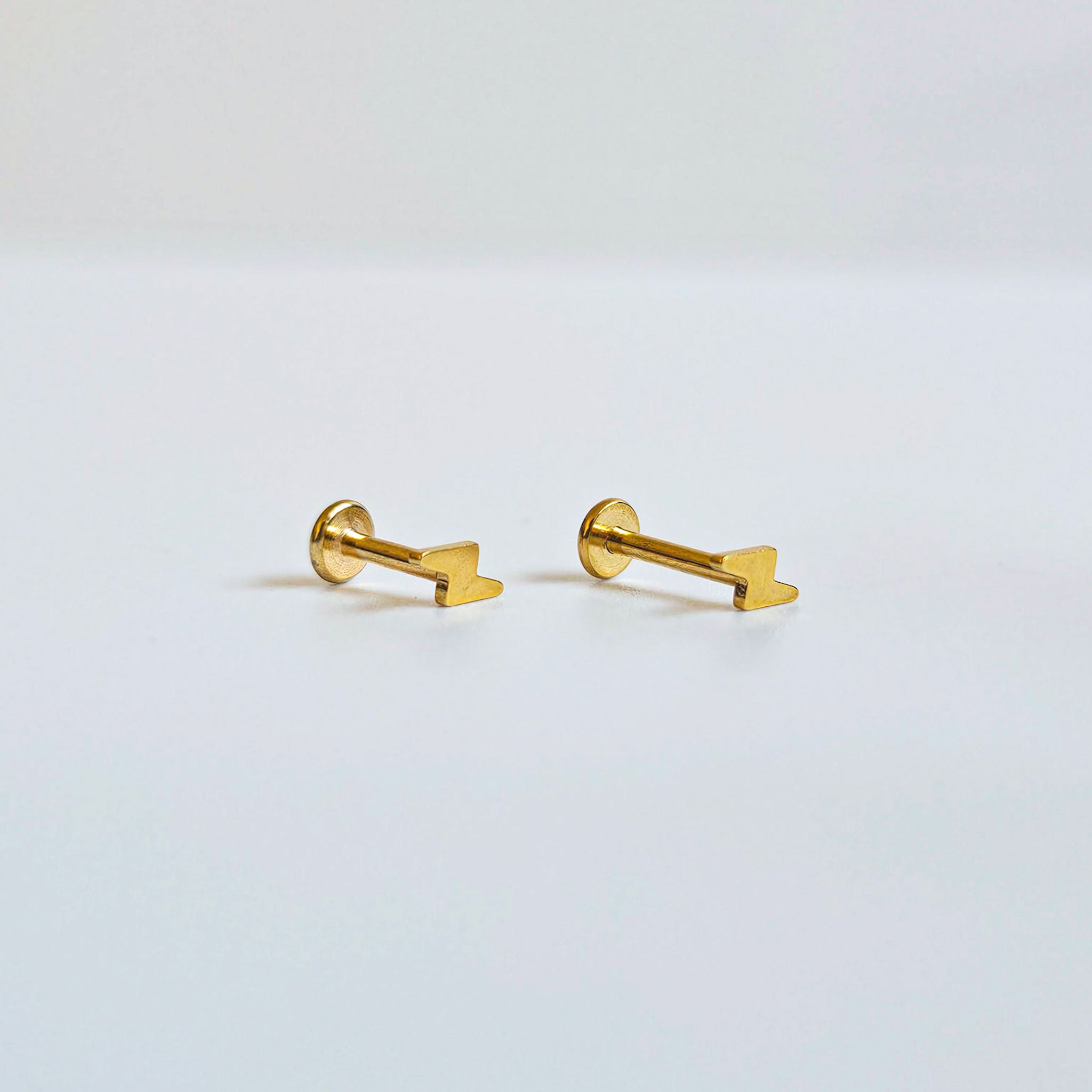Flash | Stainless Steel Flat Back Stud