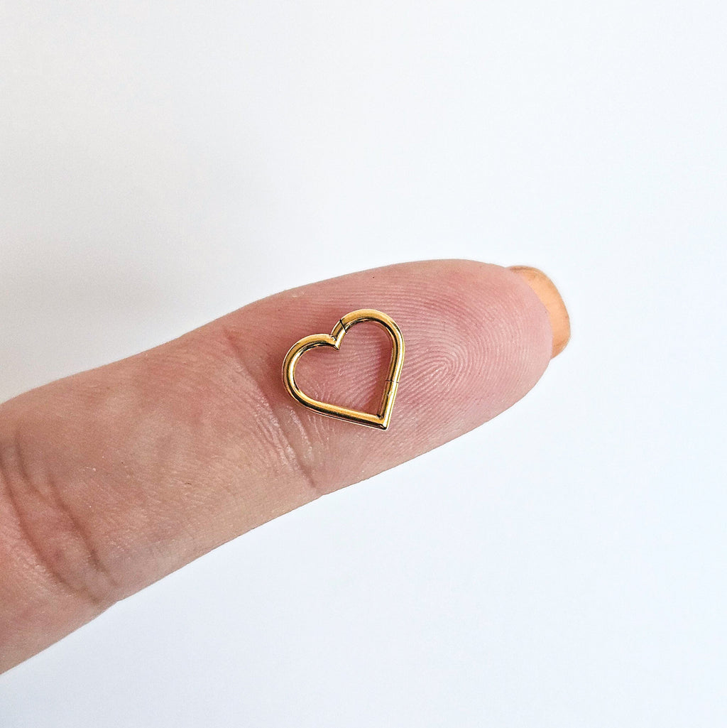 1.2mm Heart | G23 Titanium Seamless Clicker Ring 16G Gauge