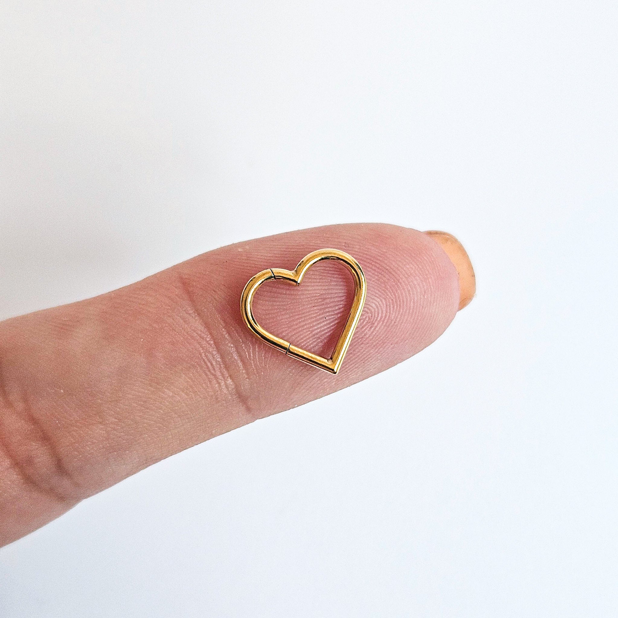 1.2mm Heart | G23 Titanium Seamless Clicker Ring 16G Gauge