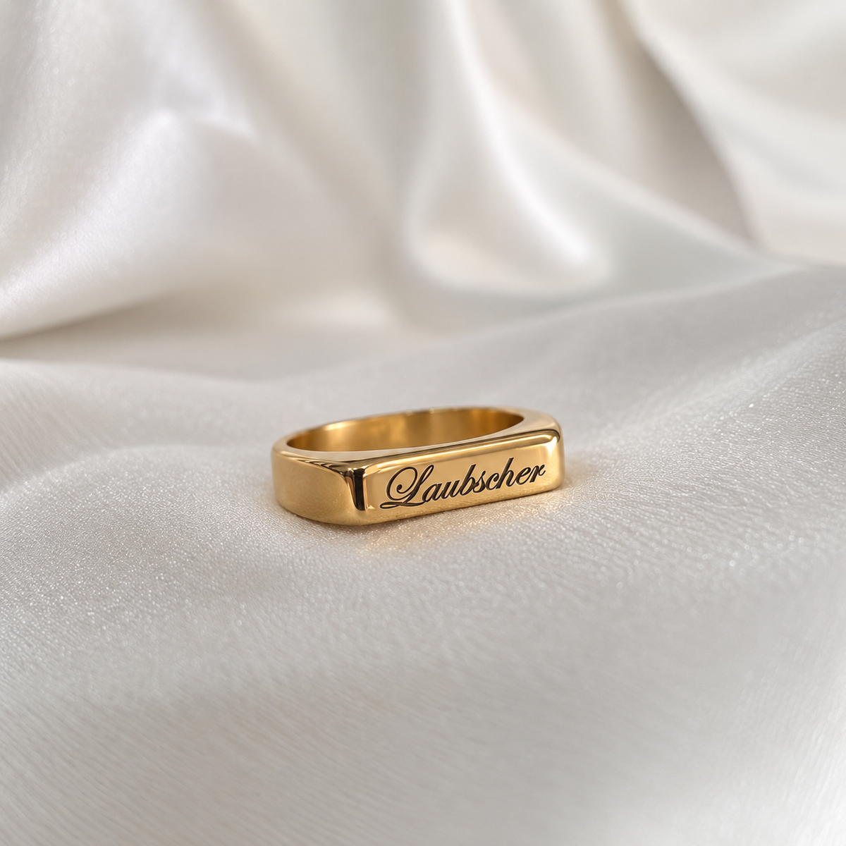 Jules Signet Ring