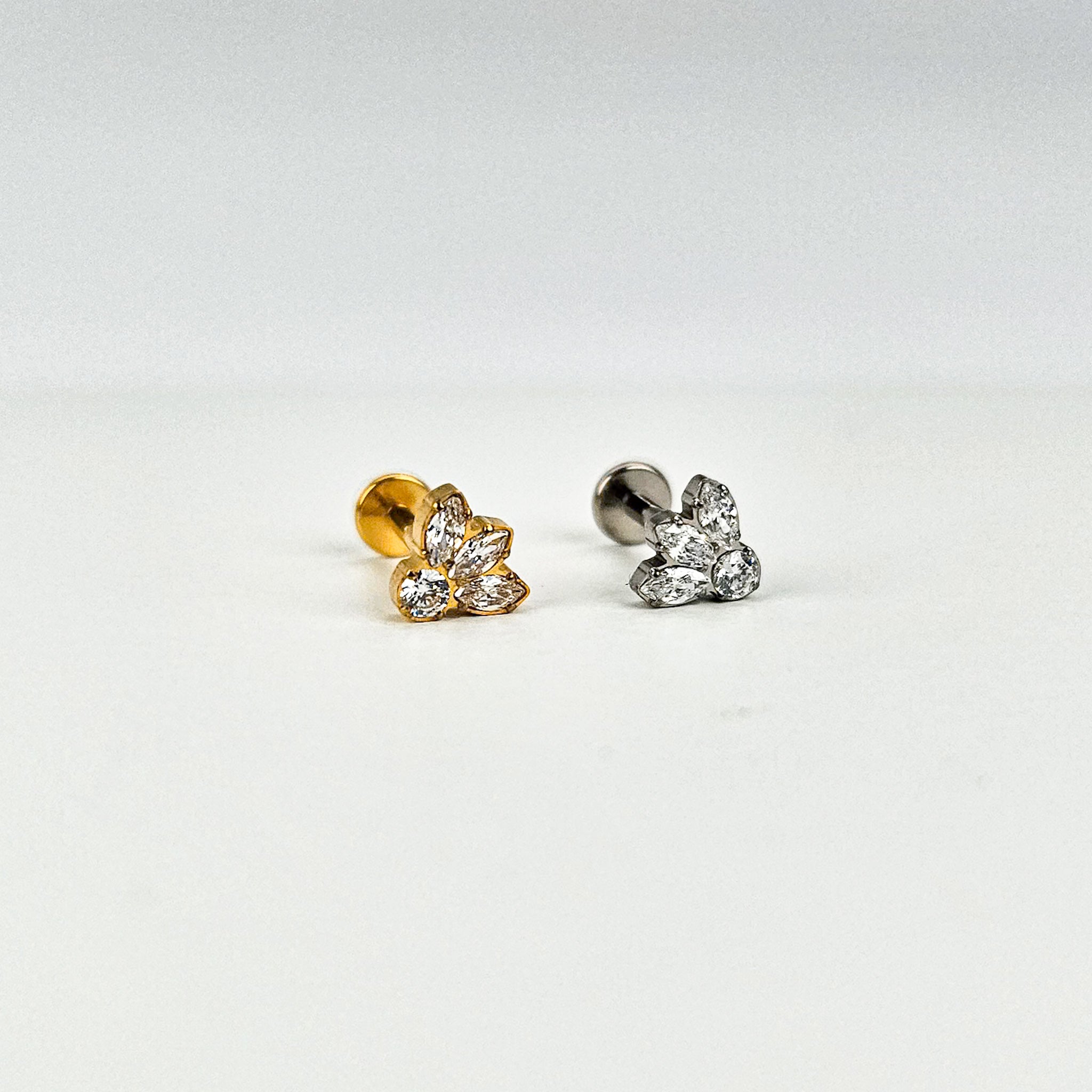 Plume | G23 Titanium Flat Back Stud