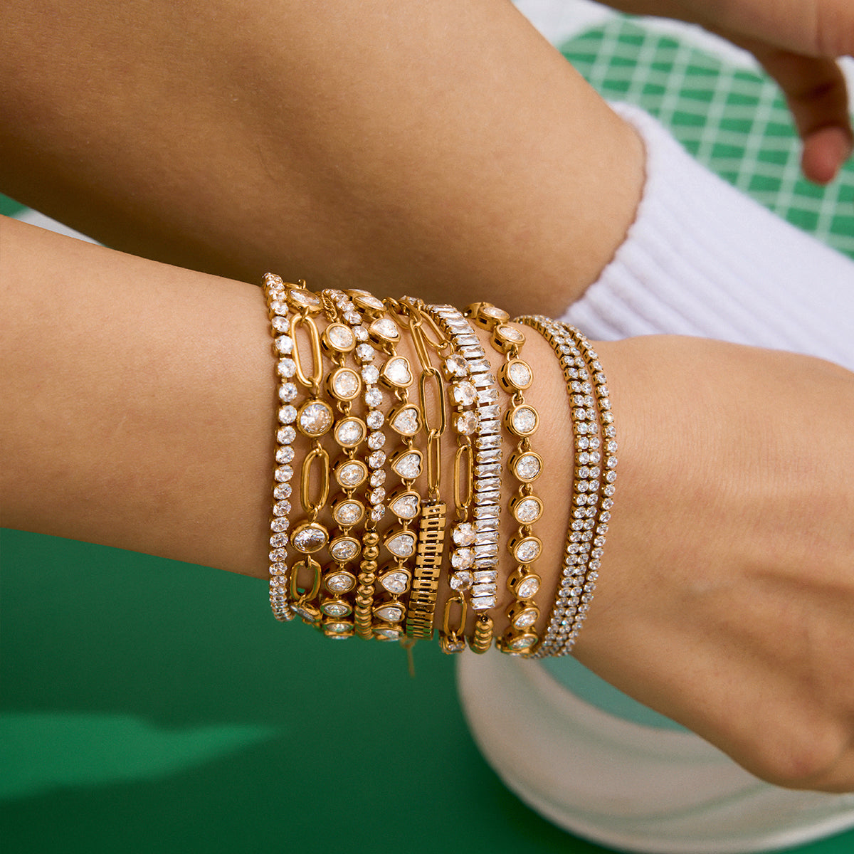 Round Bezel Tennis Bracelet