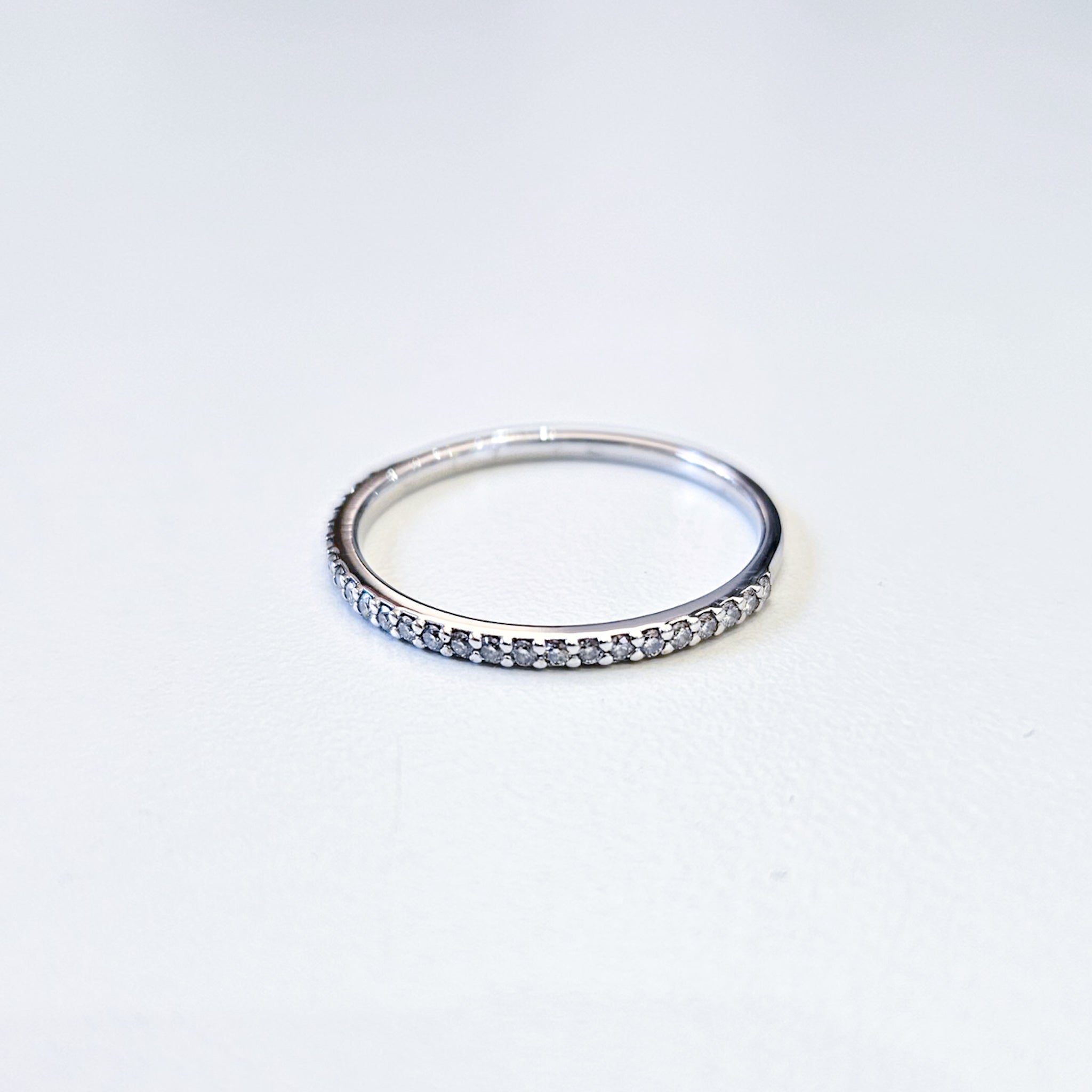 Micropavé Half Eternity Band