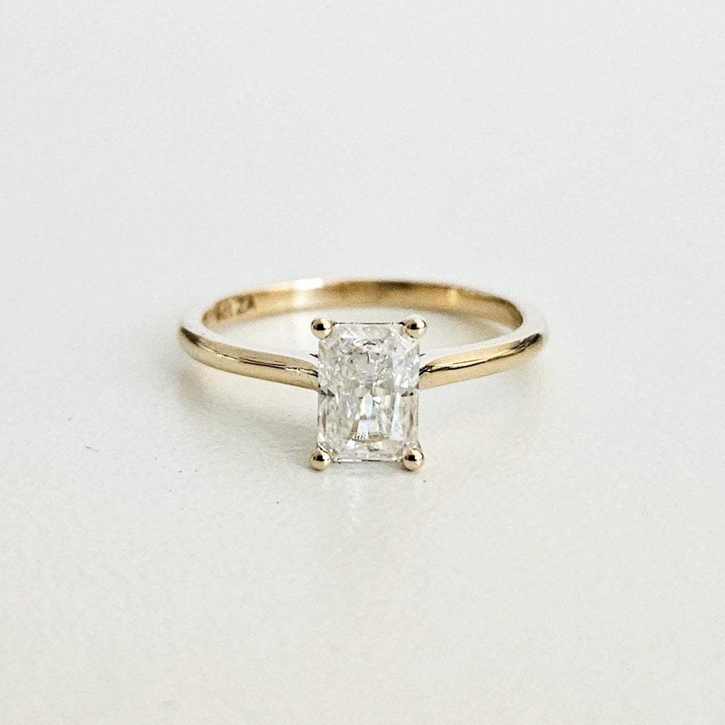 Minimalist Radiant Cut Solitaire Ring