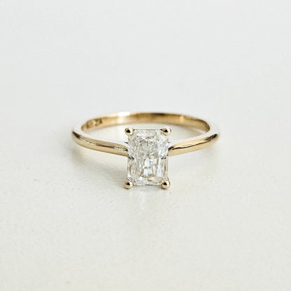 Minimalist Radiant Cut Solitaire Ring