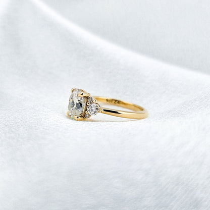 Oval and Round Cluster Ring