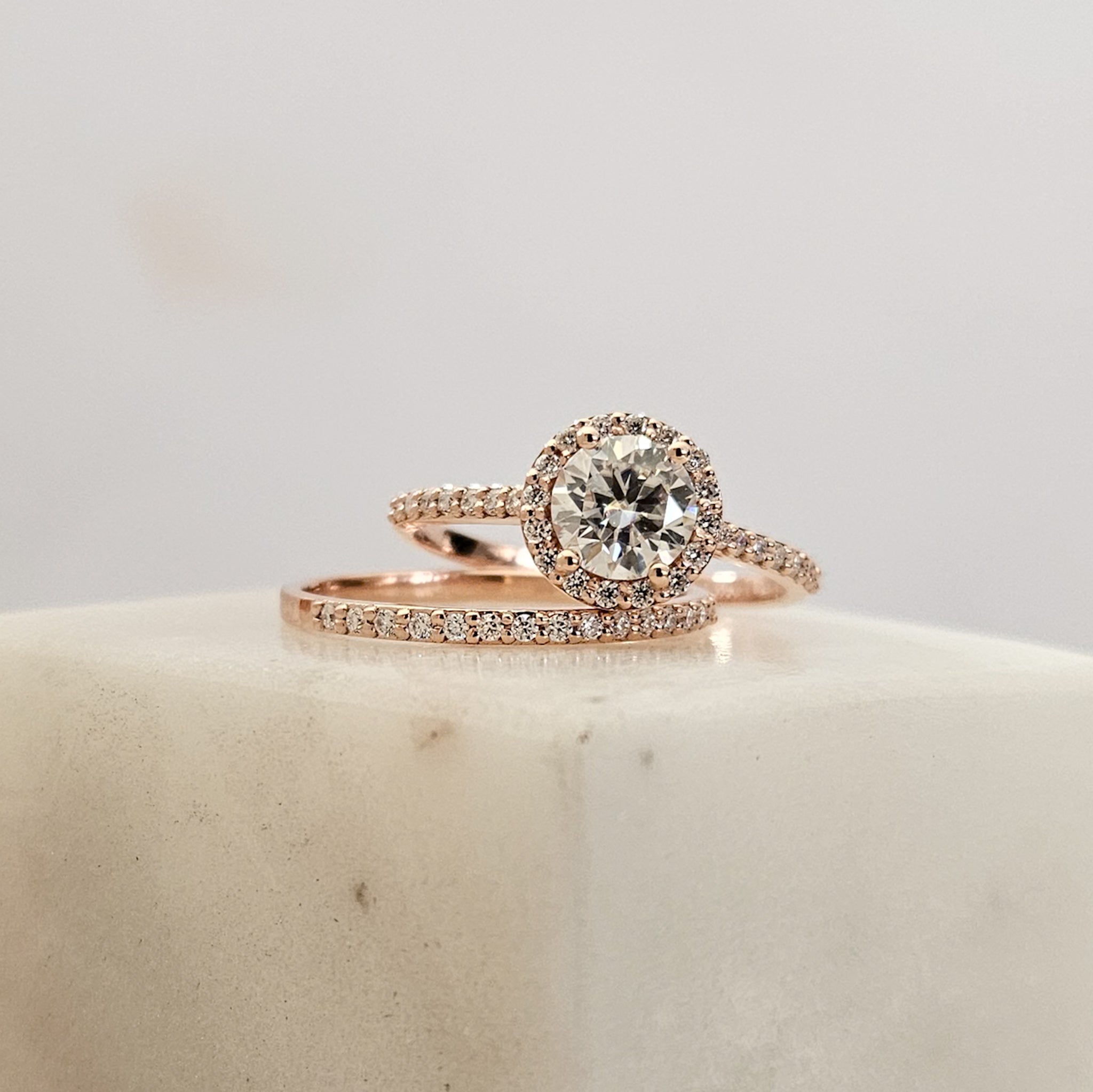 Micropavé Half Eternity Band