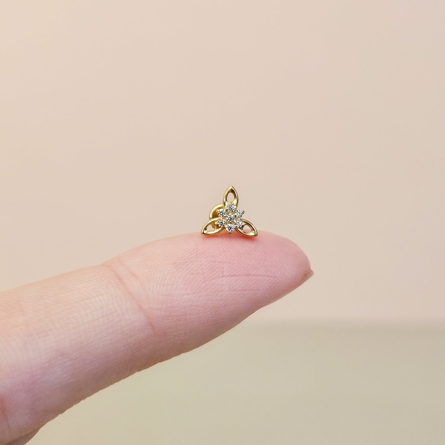 Edelweiss | G23 Titanium Flat Back Stud