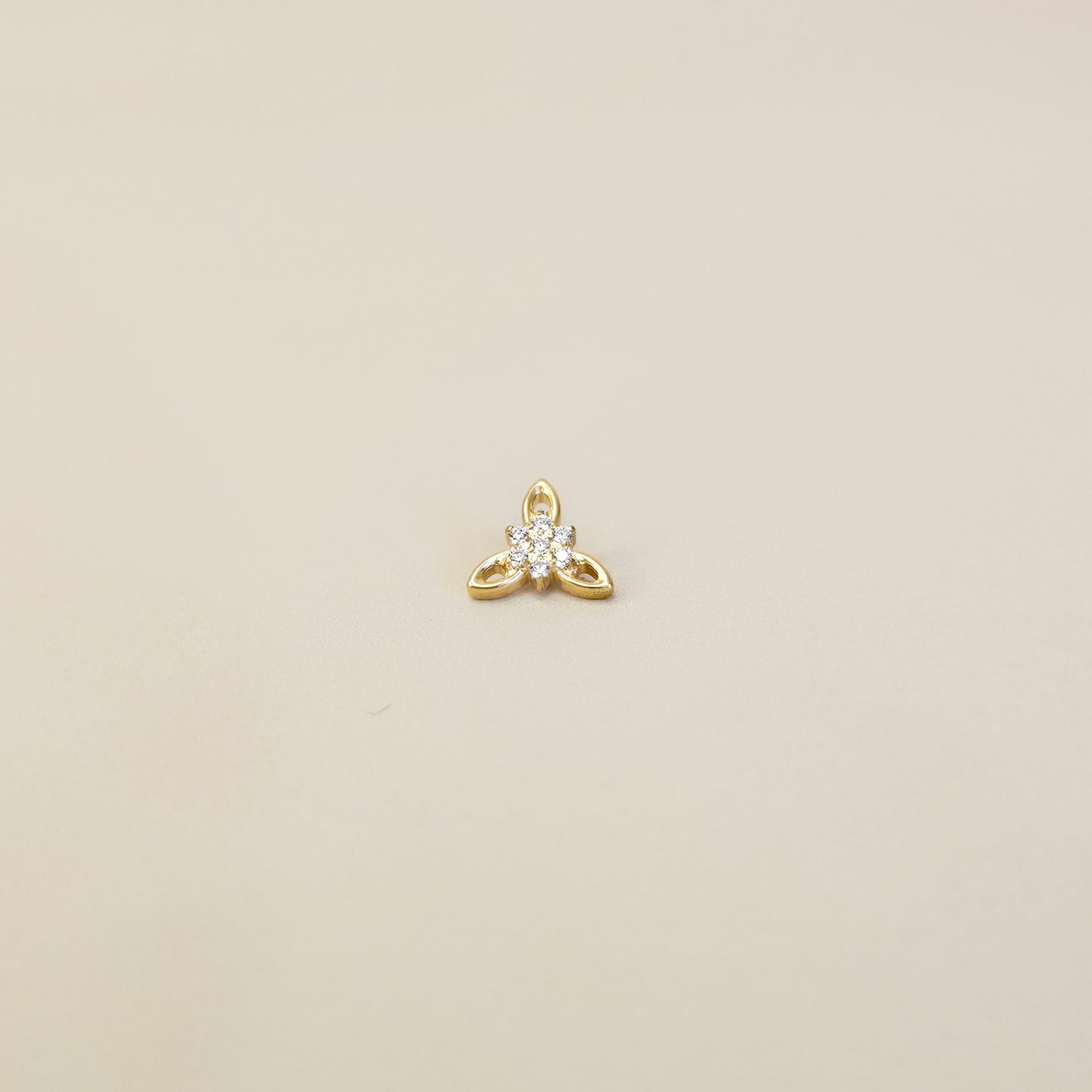 Edelweiss | G23 Titanium Flat Back Stud