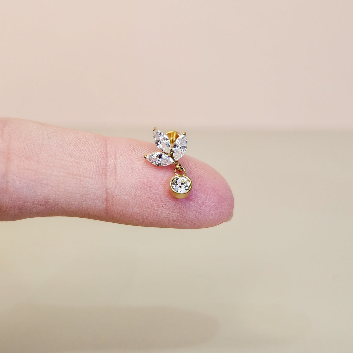Iris | G23 Titanium Flat Back Stud
