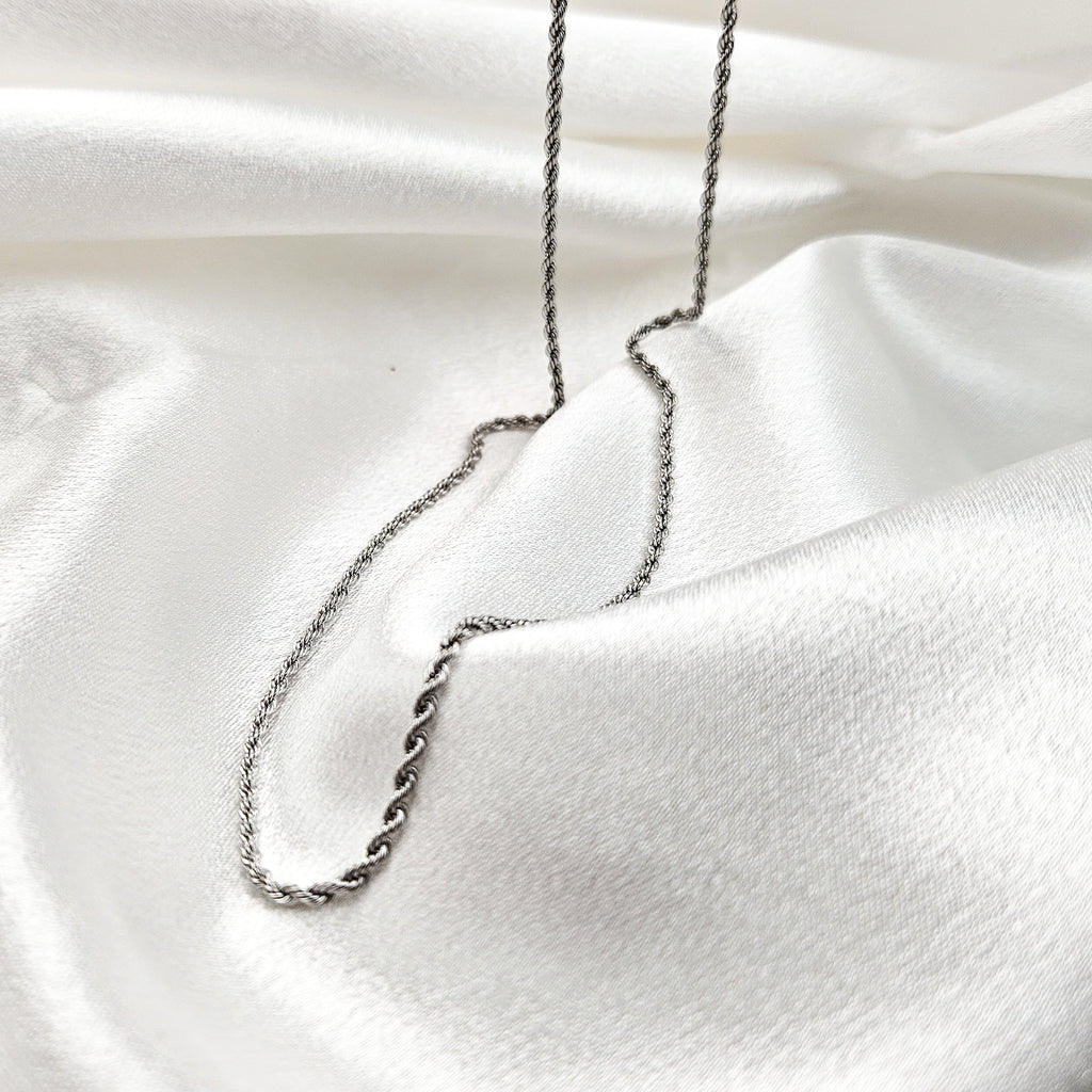 60cm Twisted Chain Necklace