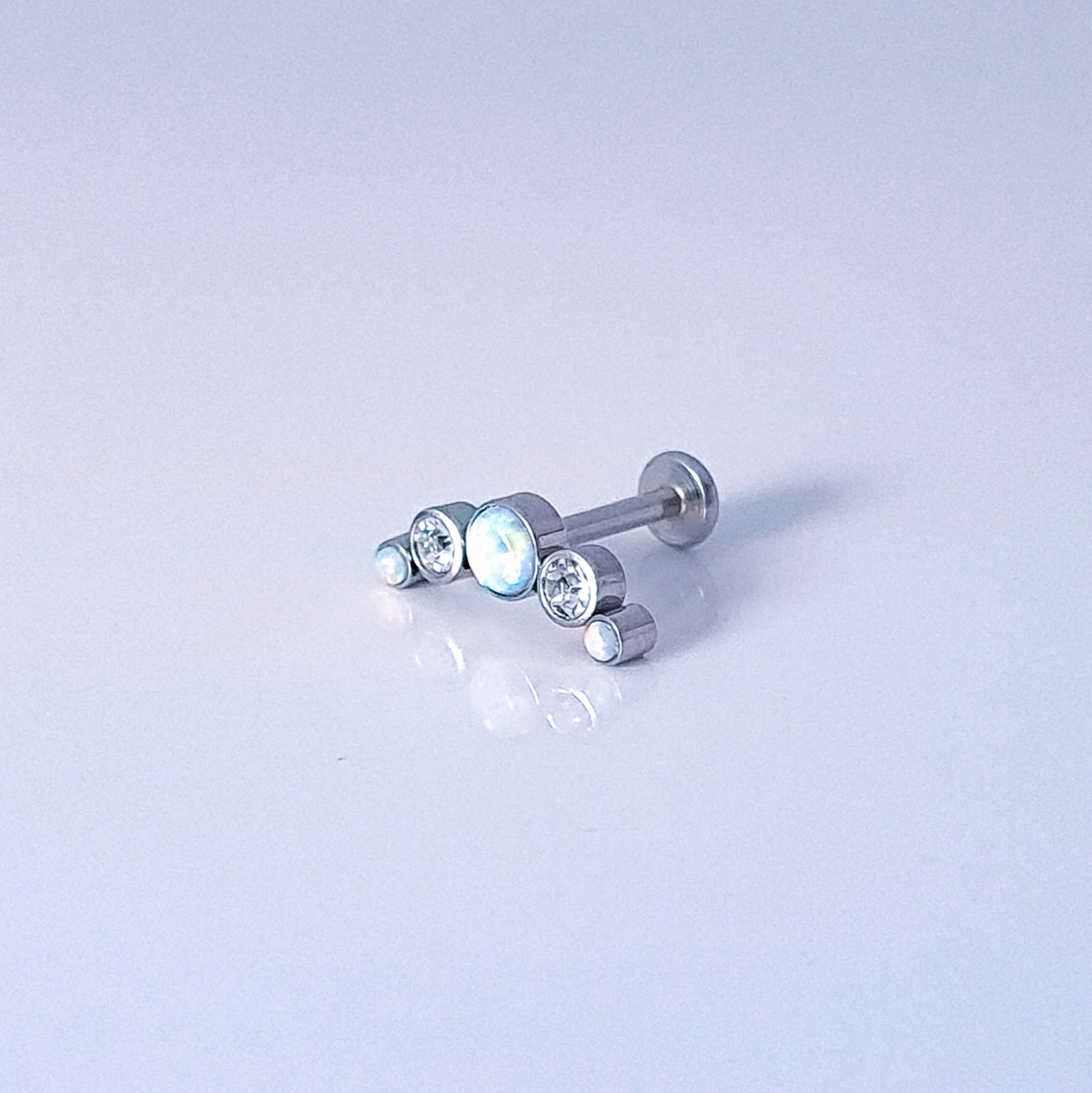White Opal Curvy | G23 Titanium Flat Back Stud