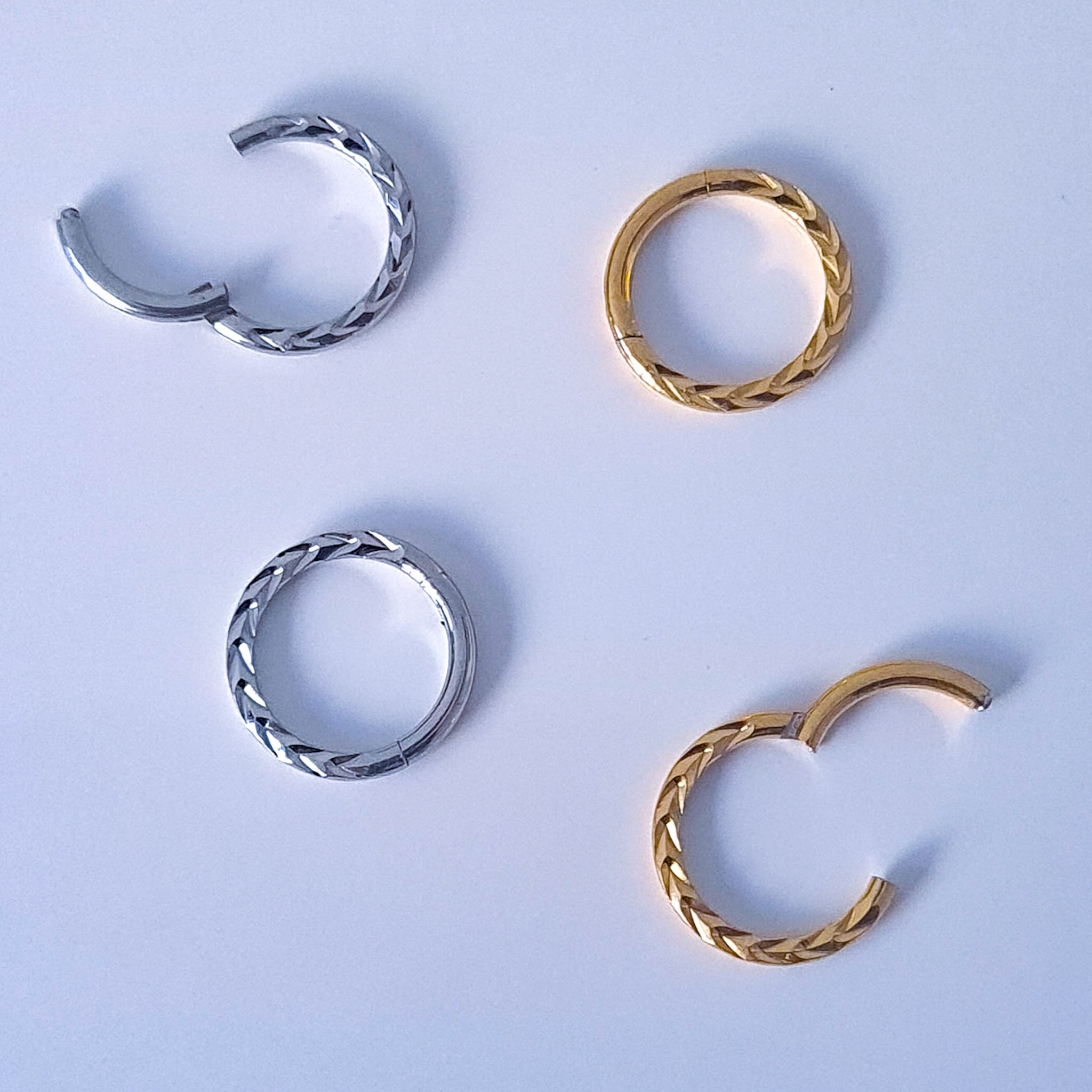 1.2mm Chevron | Stainless Steel Seamless Clicker Ring 16G Gauge