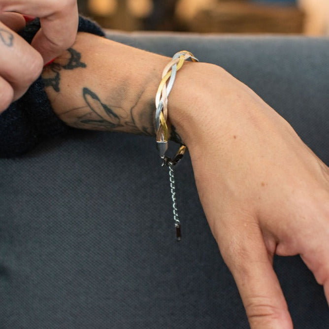 Stainless steel silver, gold and rose gold twisted herringbone snake chain bracelet