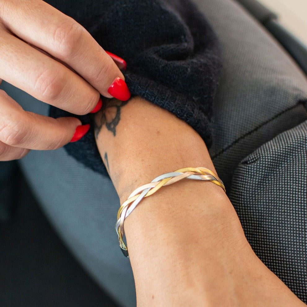 Stainless steel silver, gold and rose gold twisted herringbone snake chain bracelet