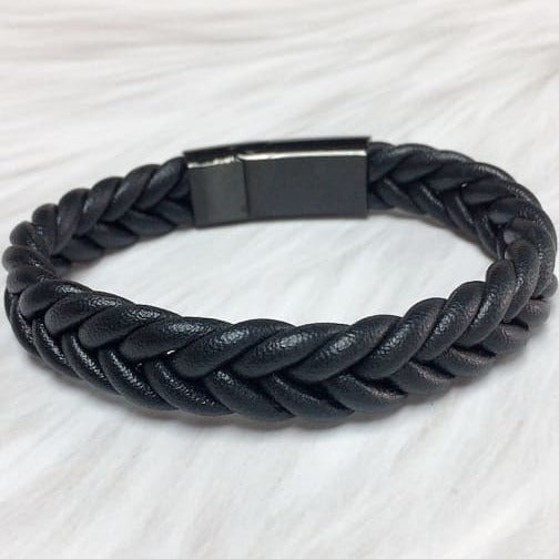 Chunky Braid Leather Bracelet